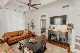 3728 Homan Ave - Photo 1 of 1