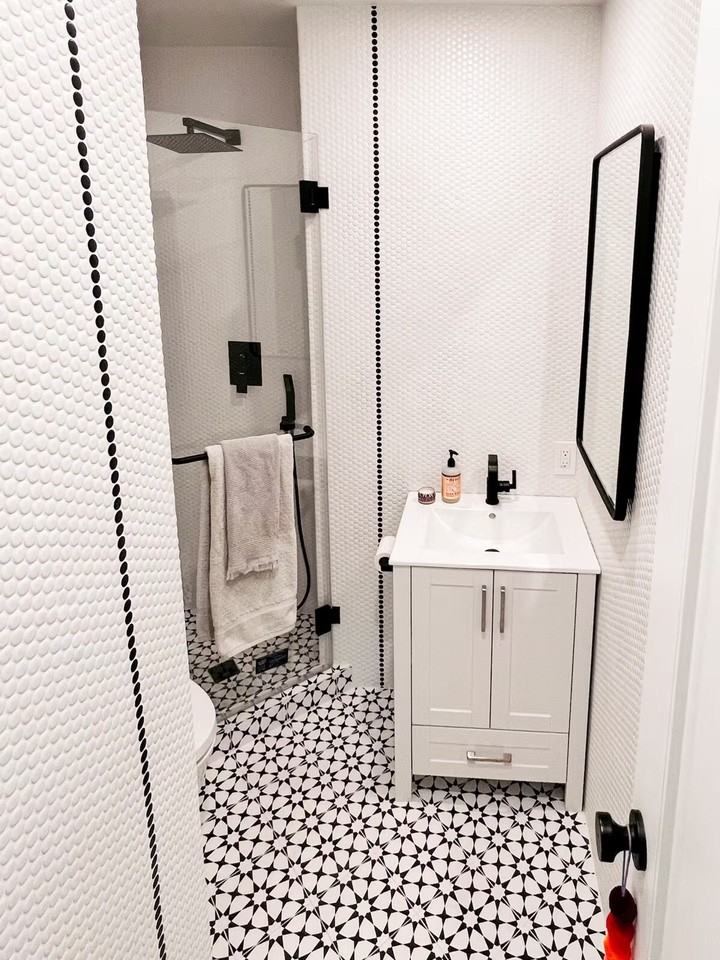 898 Veronica Springs Rd #1353165P - Photo 6 of 11