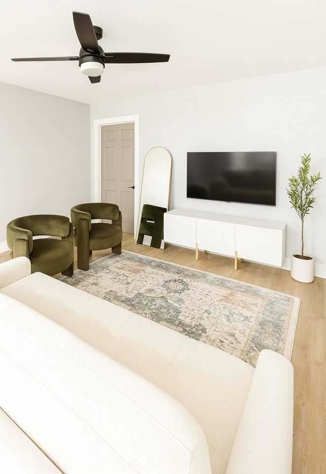 4401 W Kennedy Blvd #1369906P - Photo 2 of 50