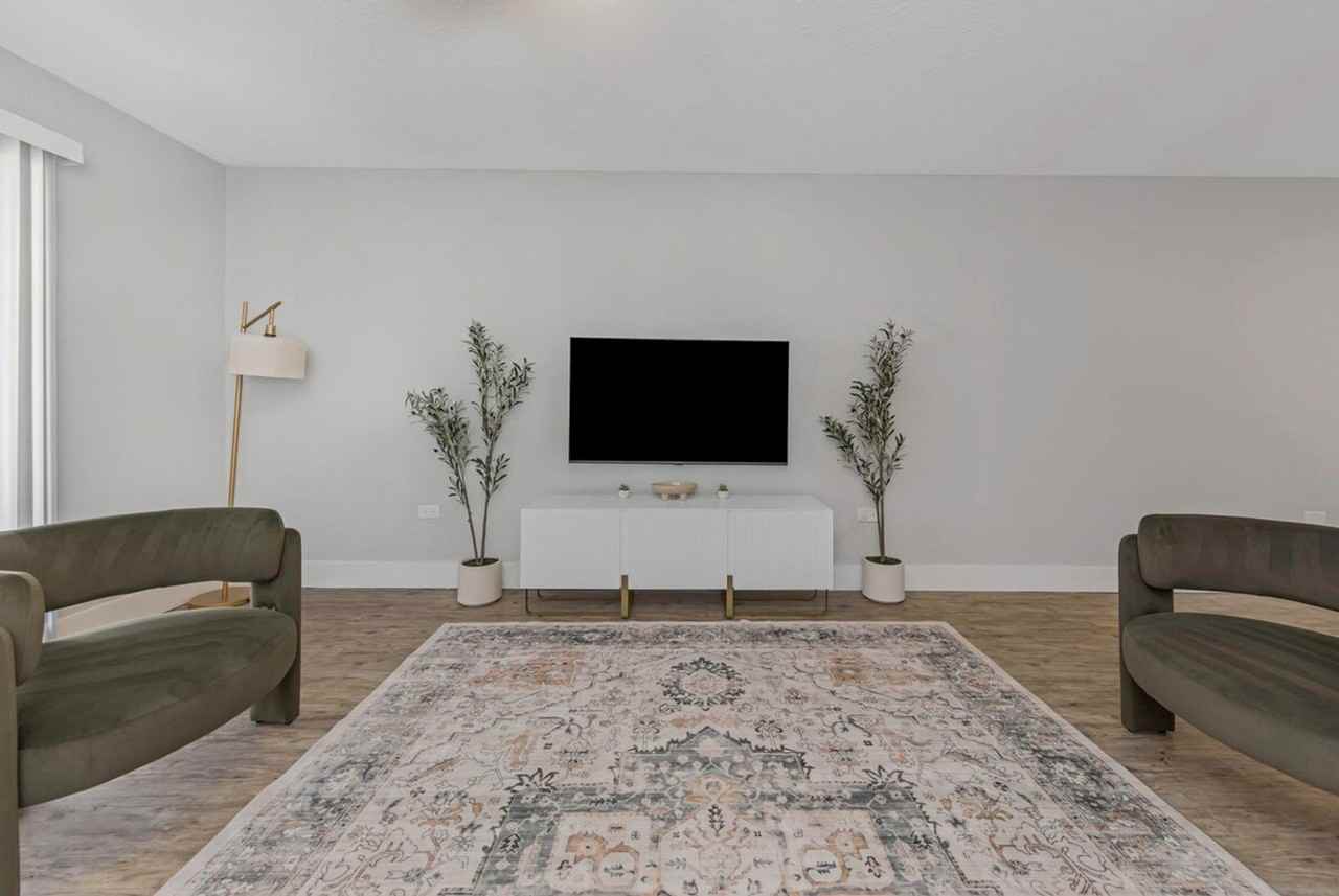 4311 W Cleveland St #1369908P - Photo 6 of 50