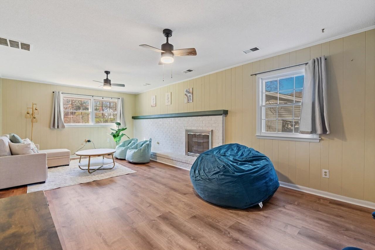 710 Se Maynard Rd #1374269P - Photo 6 of 50