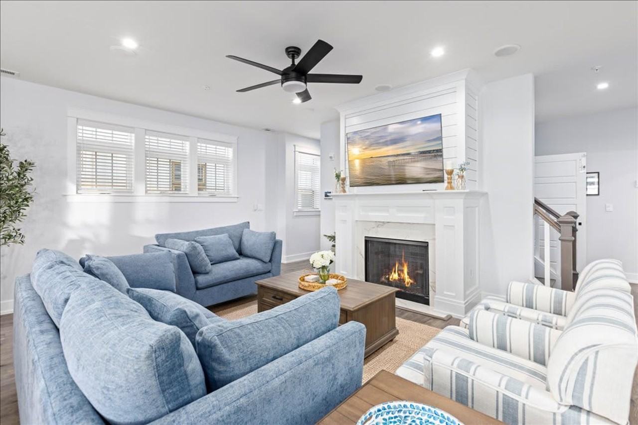 9412 Ventnor Ave #1377383P - Photo 4 of 50