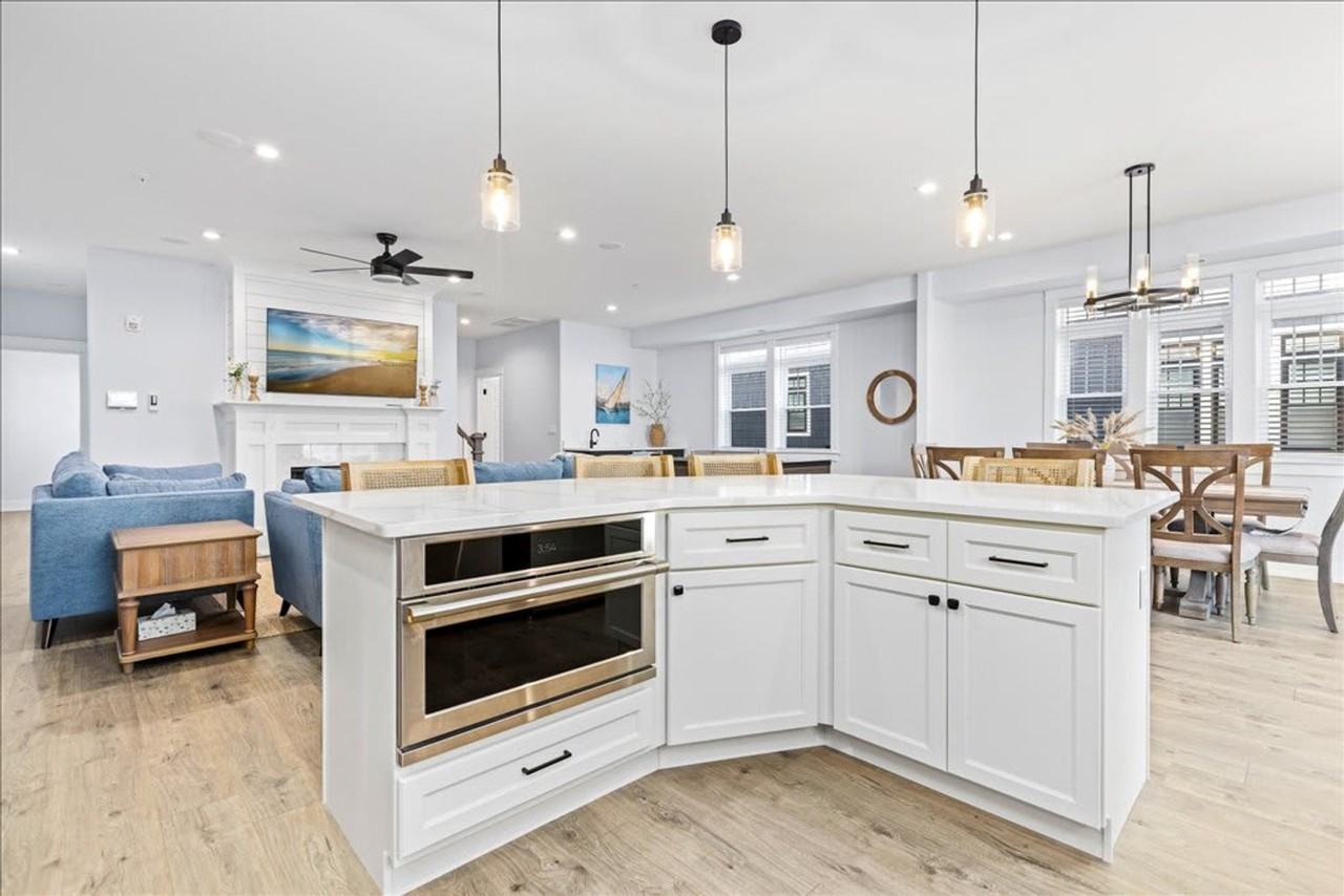 9412 Ventnor Ave #1377383P - Photo 5 of 50