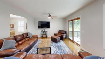 featured image of 9 Bates Ave