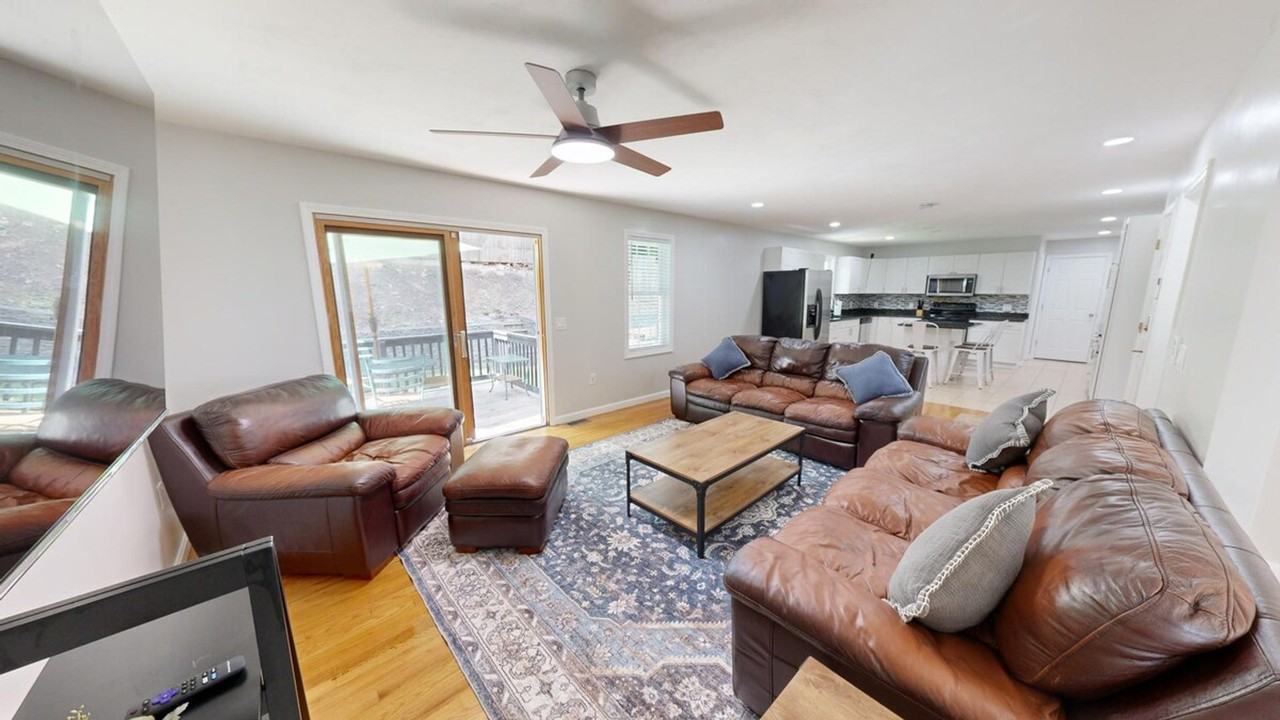 9 Bates Ave #1380182P - Photo 4 of 50