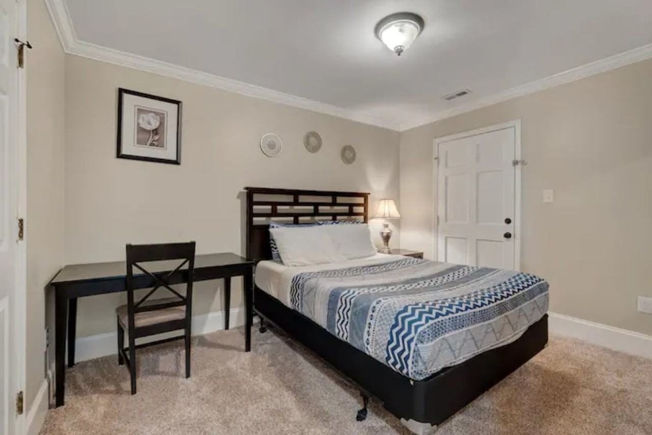 2201 1/2 Summit St #1388443P - Photo 4 of 15