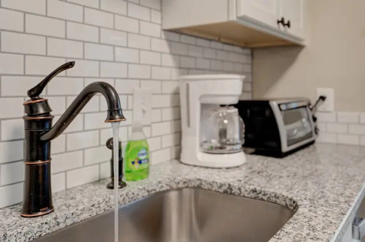 2201 1/2 Summit St #1388443P - Photo 5 of 15