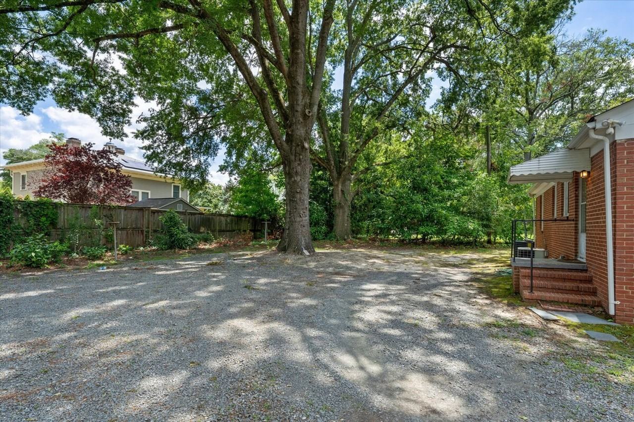 1001 Watts St #1391824P - Photo 6 of 22