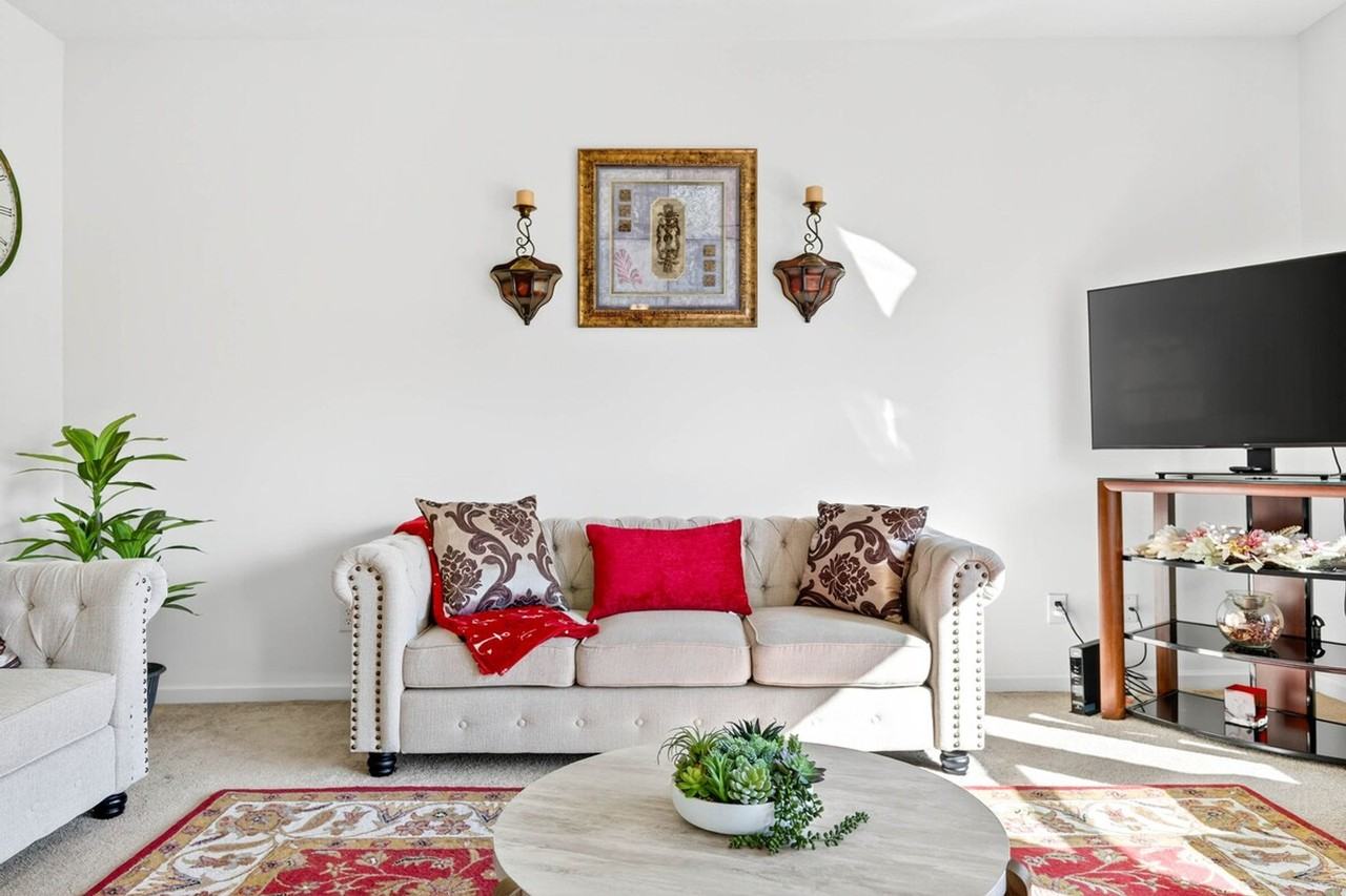 4663 Bayview Dr #1397942P - Photo 6 of 50