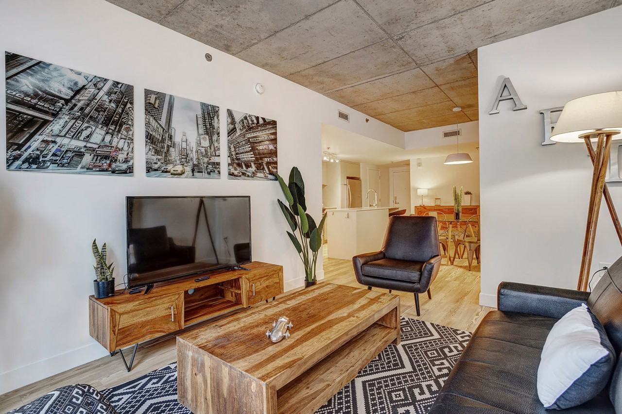 1020 Rue De Bleury #1385502P - Photo 3 of 11