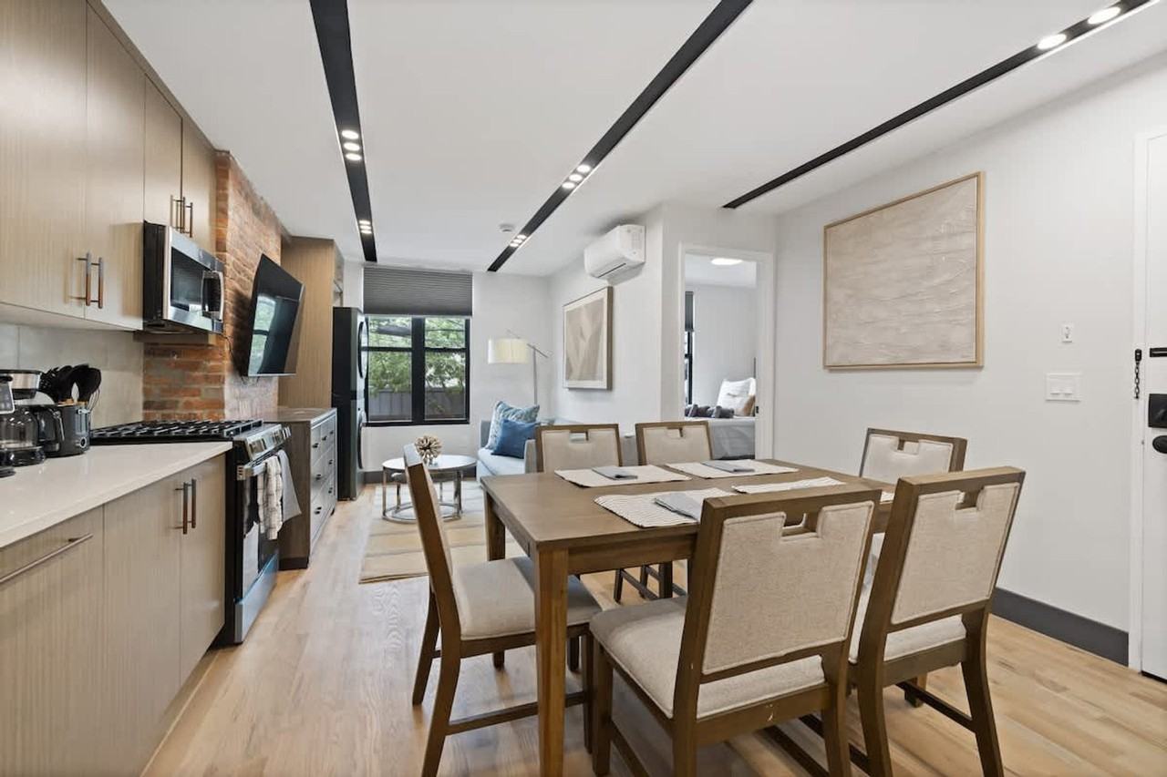 115 Franklin St #1470322P - Photo 4 of 31