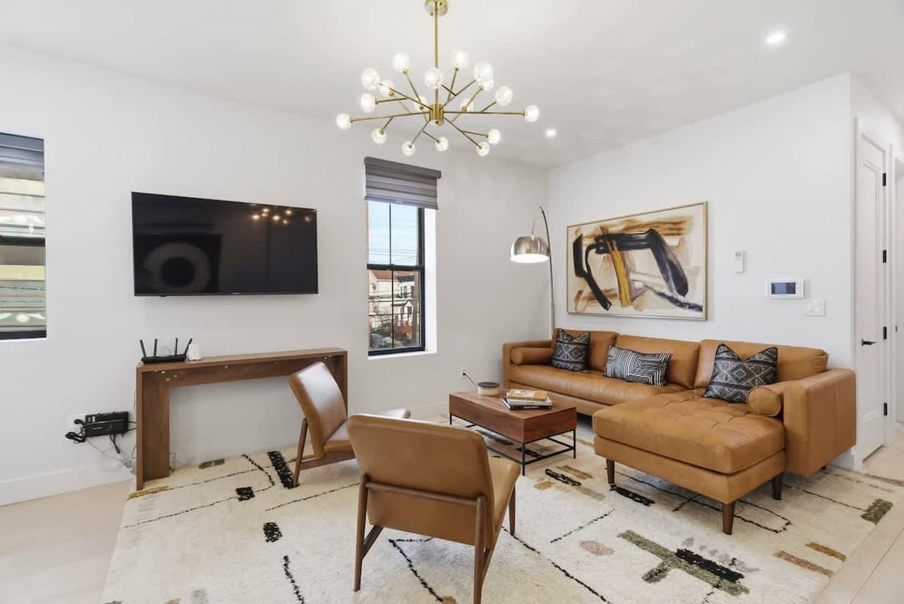 81 Crescent Ave #1470338P - Photo 5 of 50