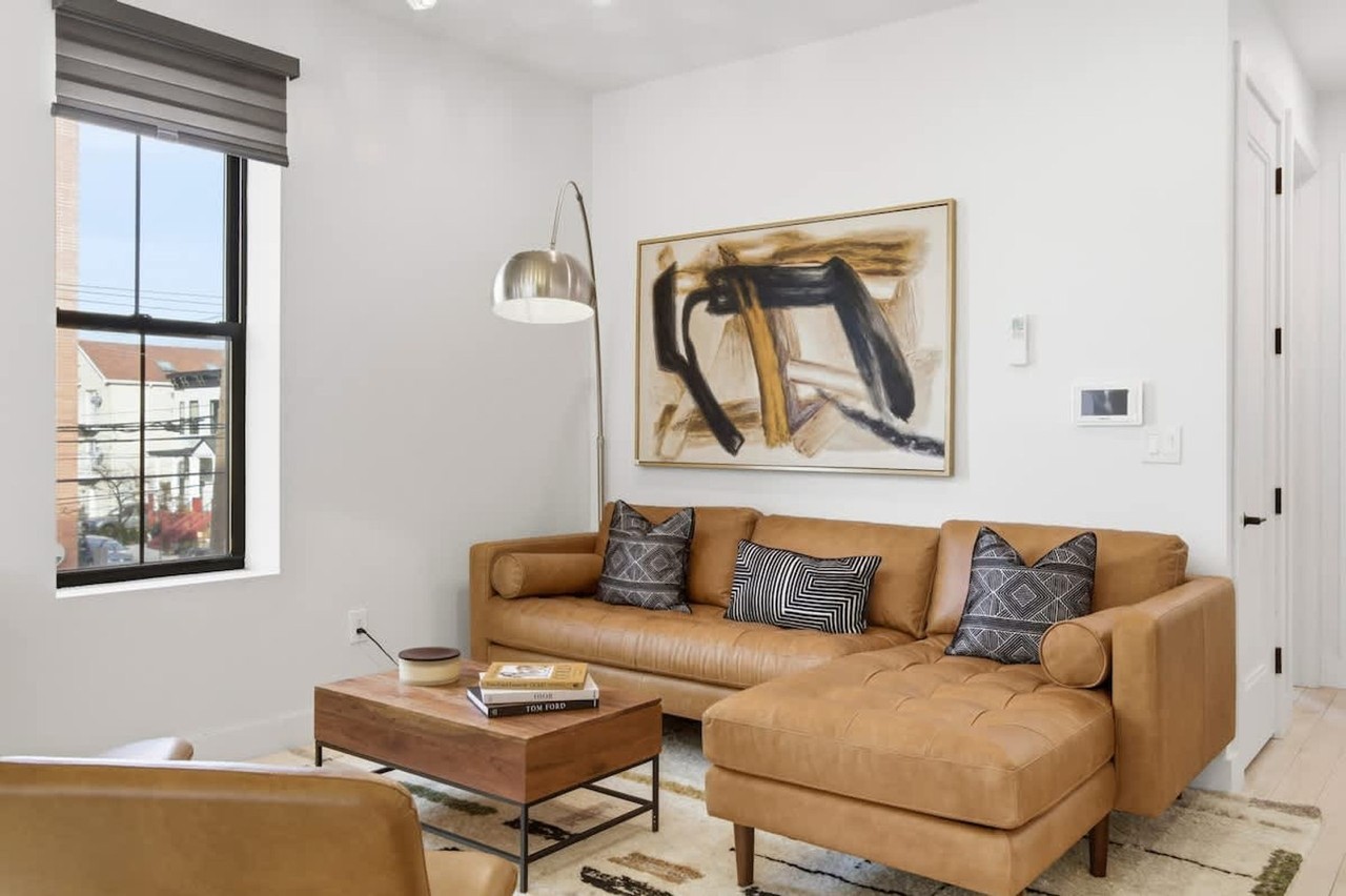 81 Crescent Ave #1470338P - Photo 6 of 50