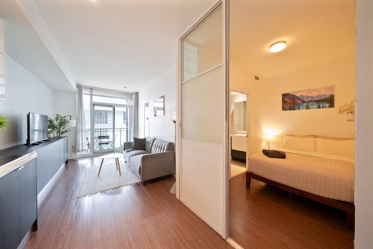 21 Iceboat Terr #1473069P - Photo 3 of 28