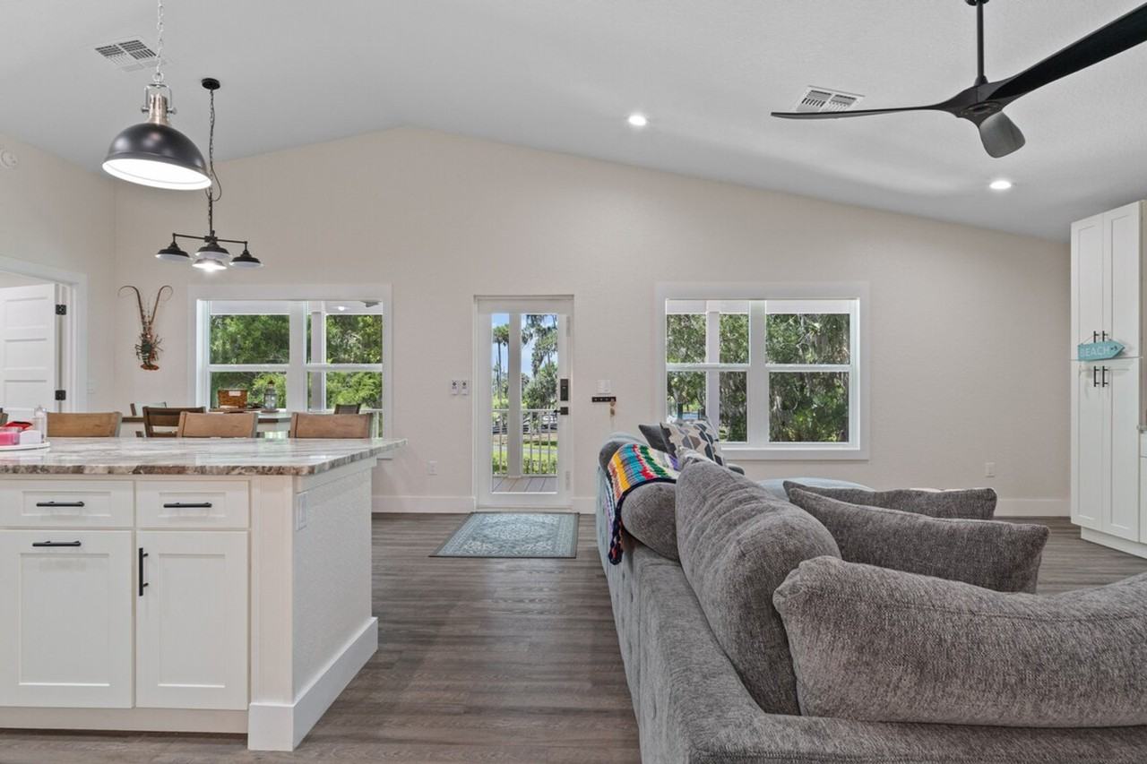 10358 W Hein Trl #1472649P - Photo 4 of 33