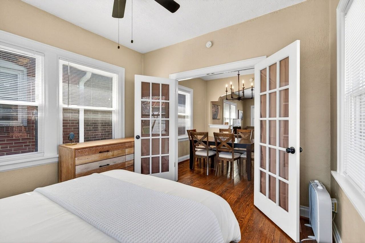 2207 Mccausland Ave #1472904P - Photo 4 of 28
