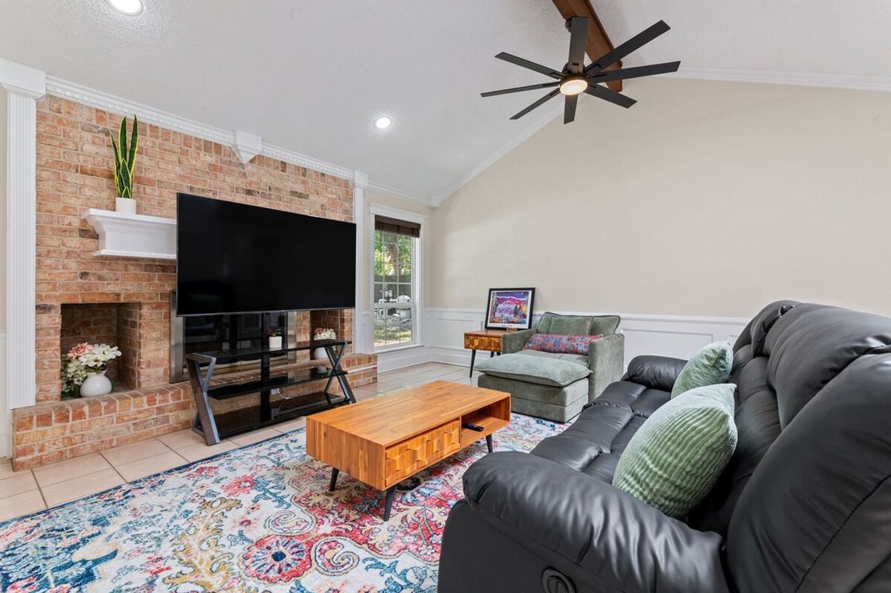 908 Green Meadow Dr #1492687P - Photo 5 of 43