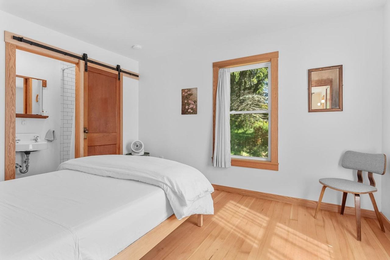 2697 Chambers Hollow Rd #1492981P - Photo 7 of 46
