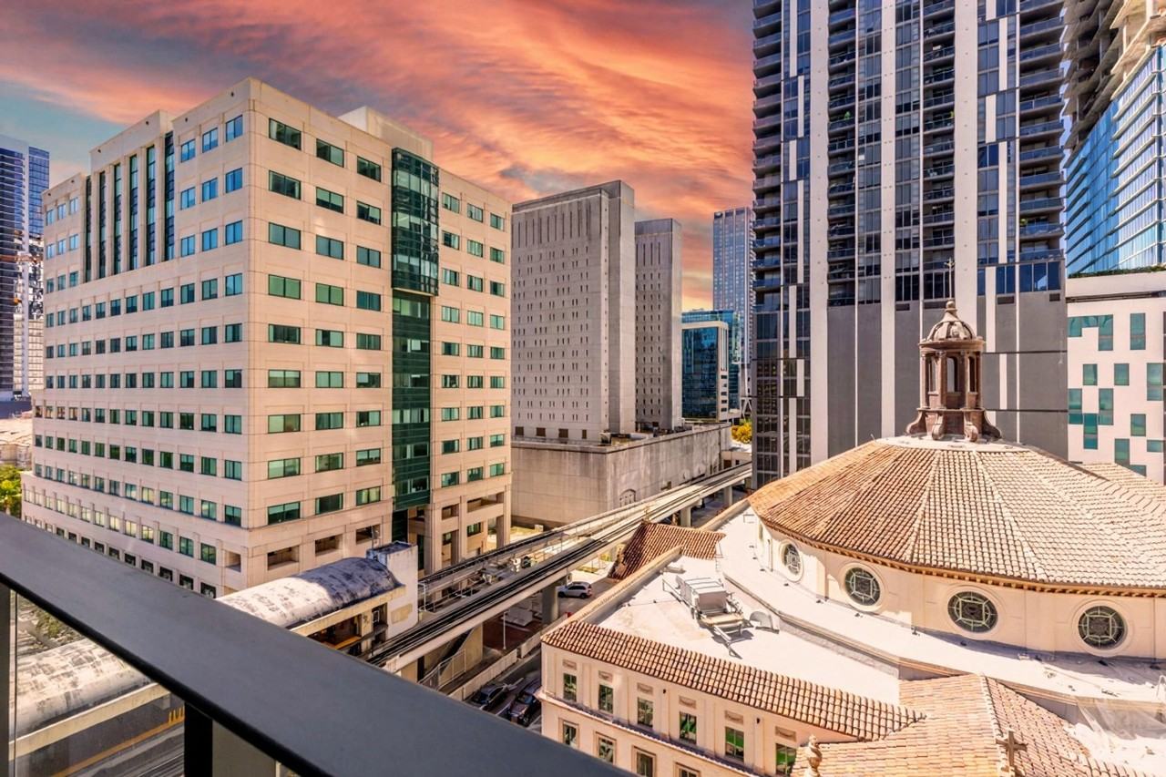 501 Ne 1st Ave #1496919P - Photo 6 of 36