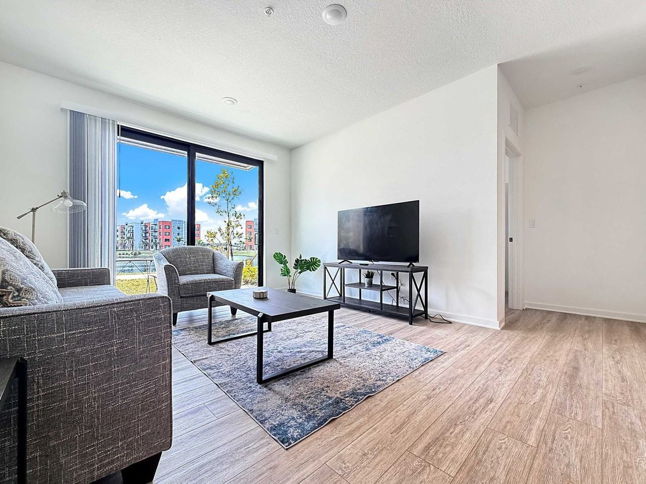 12122 54th Dr E #1508947P - Photo 3 of 26