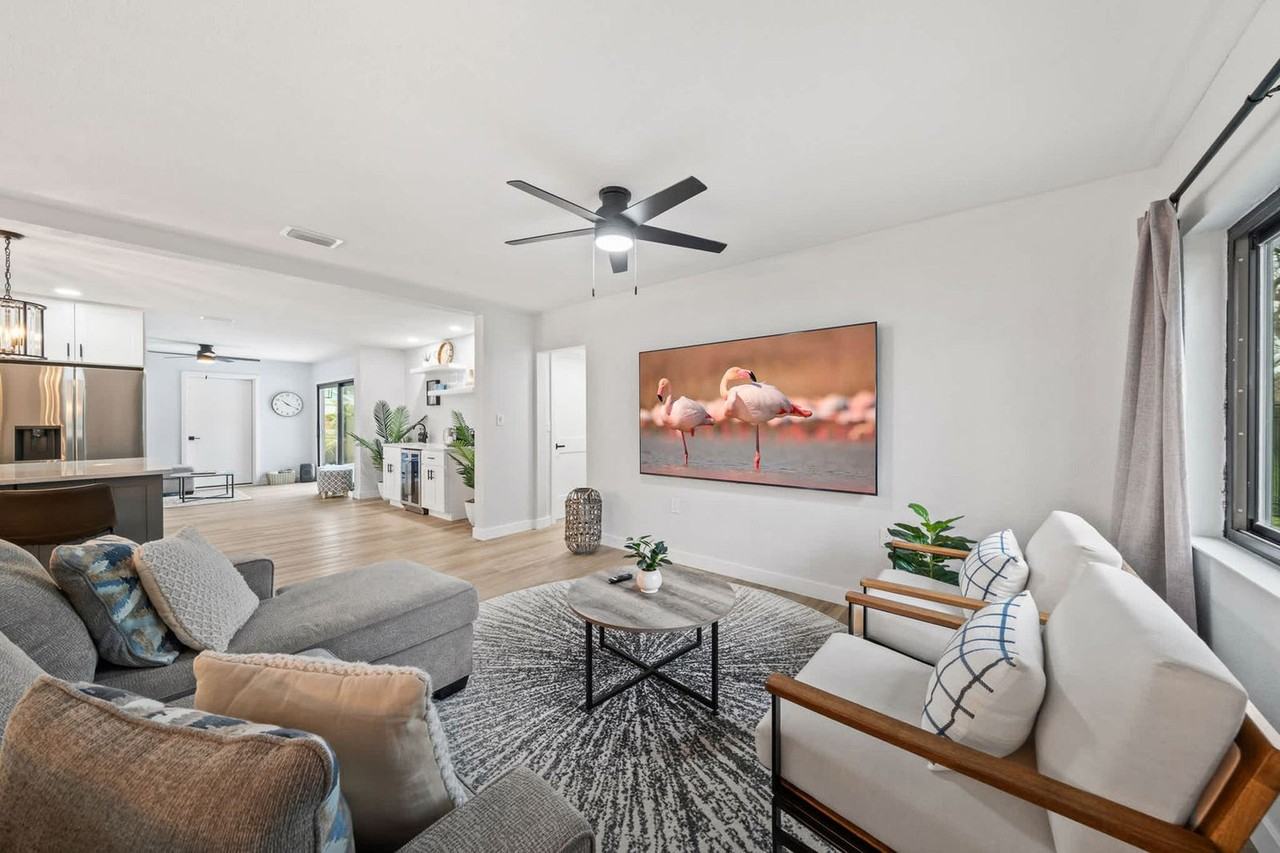 115 Esther Dr #1512886P - Photo 3 of 50