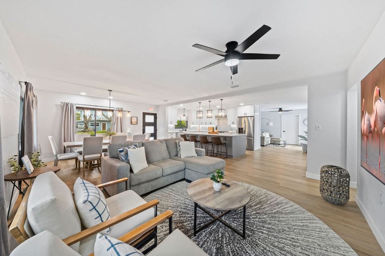 115 Esther Dr #1512886P - Photo 4 of 50