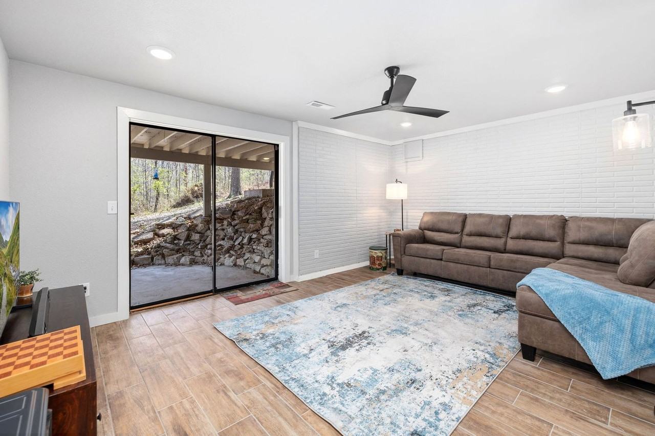 6 Erith Ln #1512836P - Photo 4 of 30