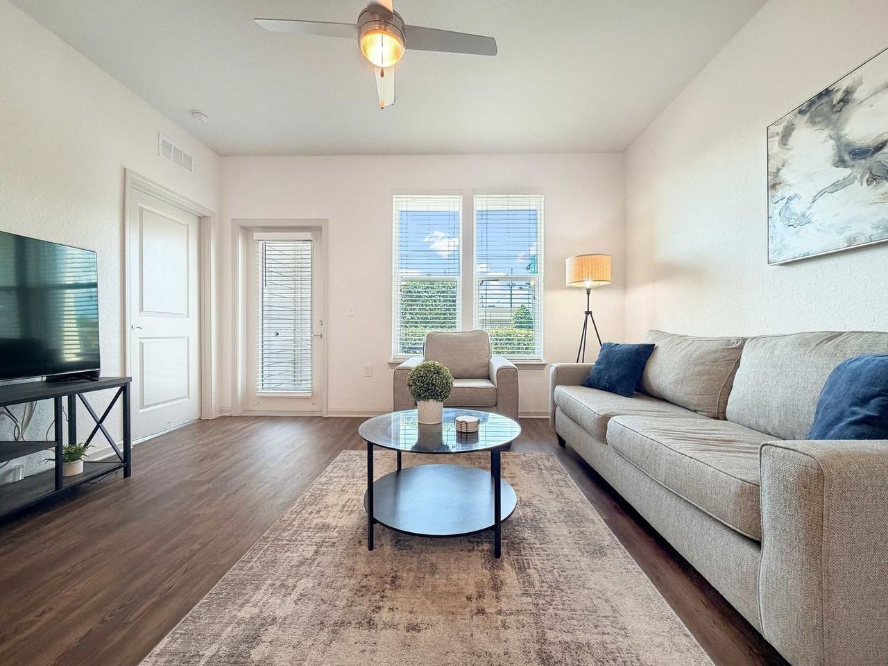 1515 Flournoy Loop #1511622P - Photo 3 of 23