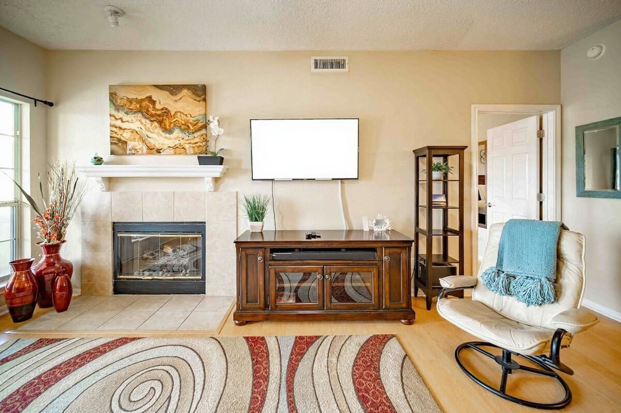 3408 Parliament Cv #1295582P - Photo 4 of 46