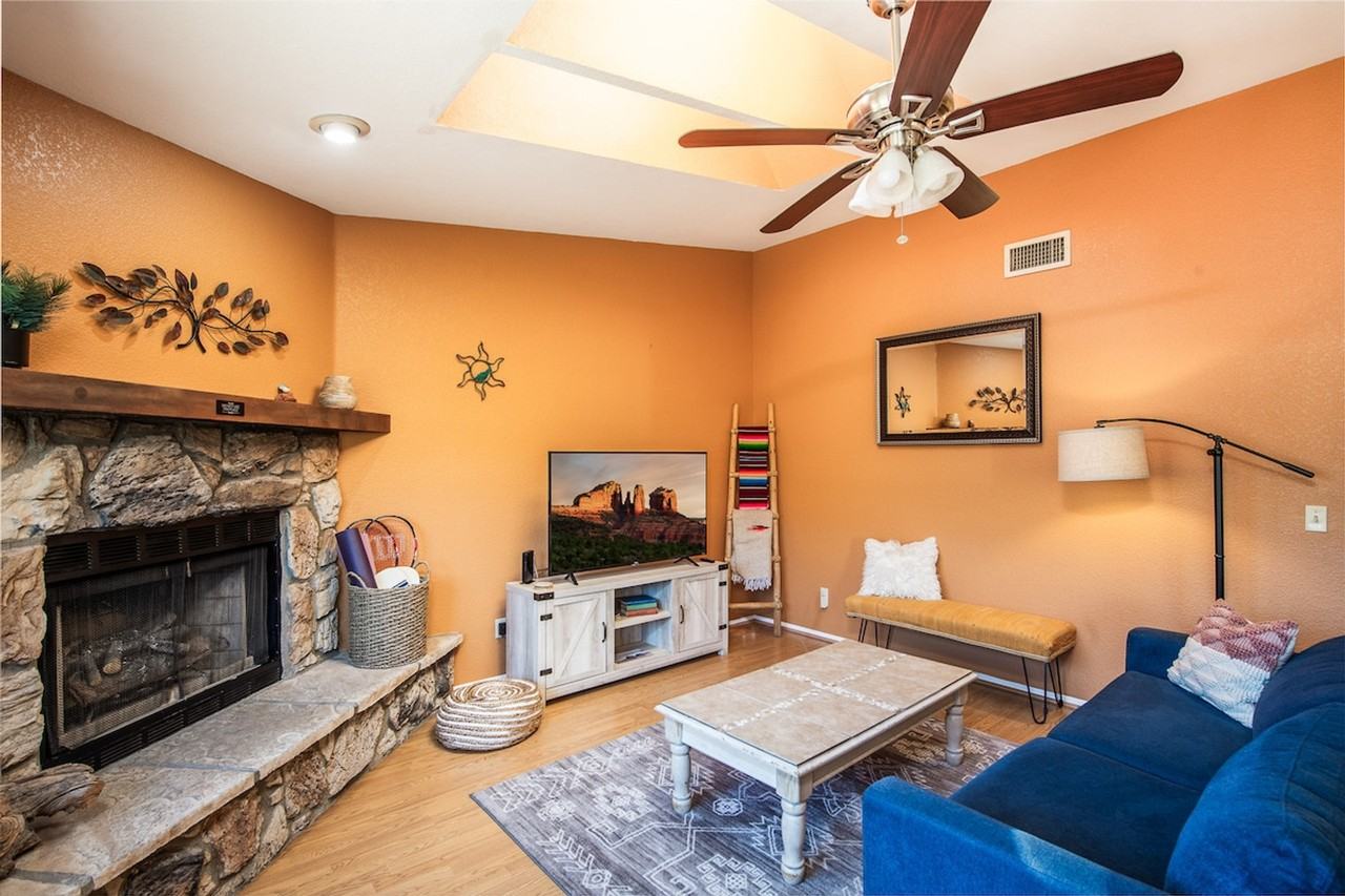 505 Jacks Canyon Rd #1515886P - Photo 4 of 36