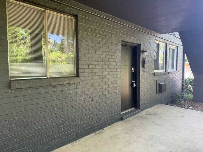 550 Harding Pl #C112 - Photo 2 of 28