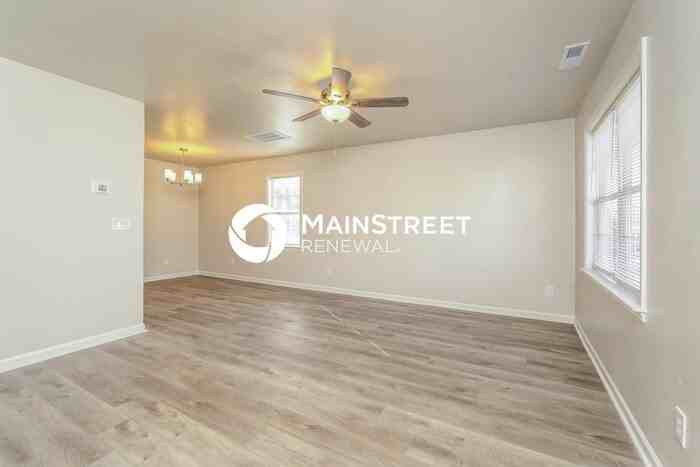 3405 Tinley Park Dr - Photo 2 of 17