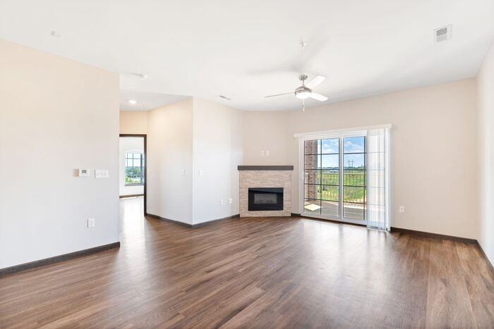 2873 Spring Rose Cir #110 - Photo 6 of 17