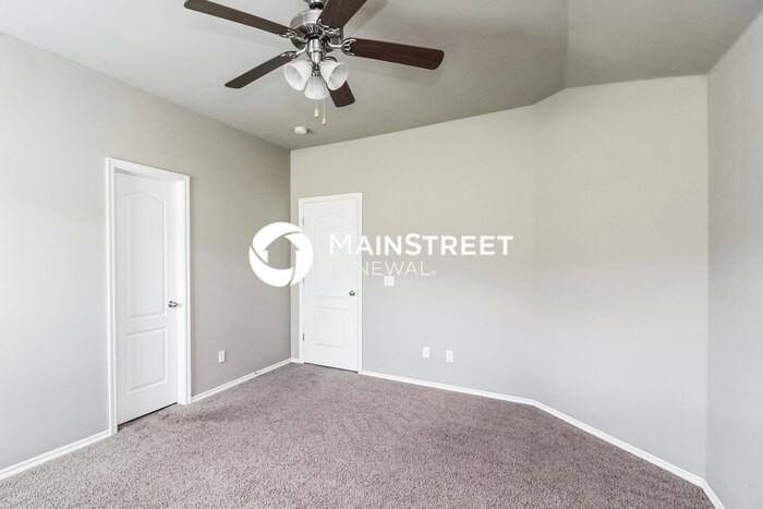 4509 Wagner Lake Dr - Photo 7 of 15