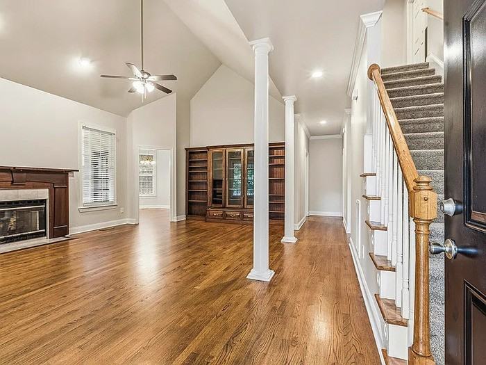 1006 Barnford Mill Rd - Photo 6 of 37