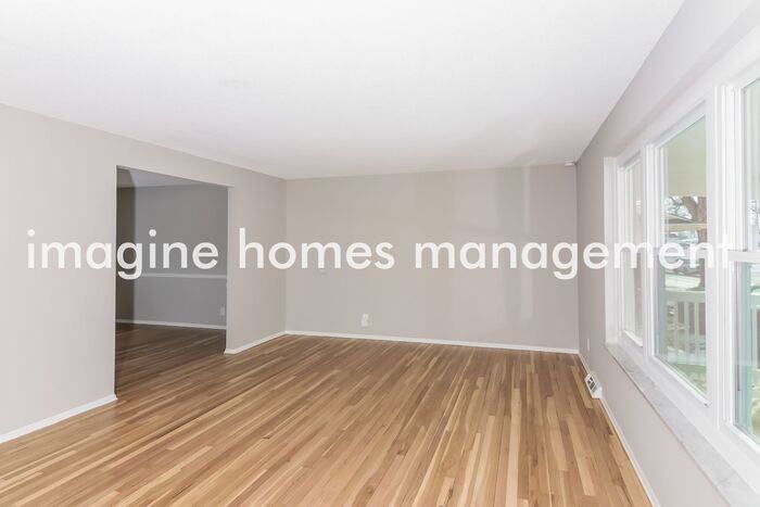 4814 Heatherton Dr - Photo 4 of 20