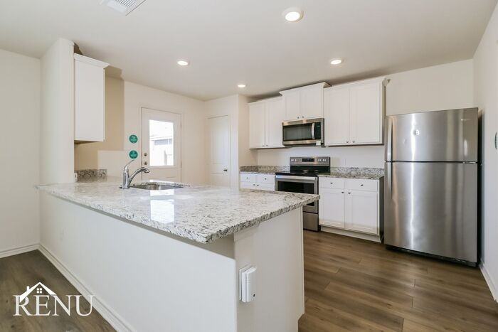 220 Crescent Park Dr - Photo 4 of 20