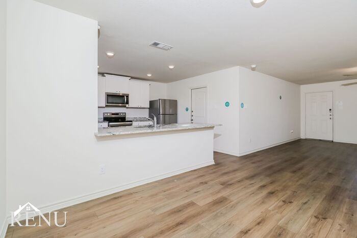 220 Crescent Park Dr - Photo 7 of 20