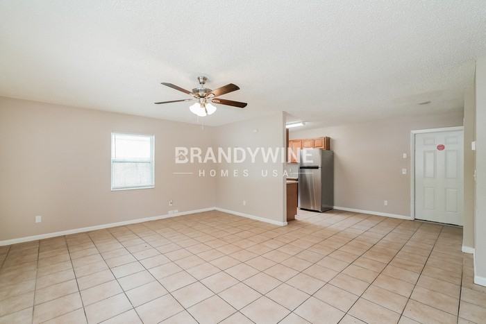 11704 127th Ave - Photo 3 of 23