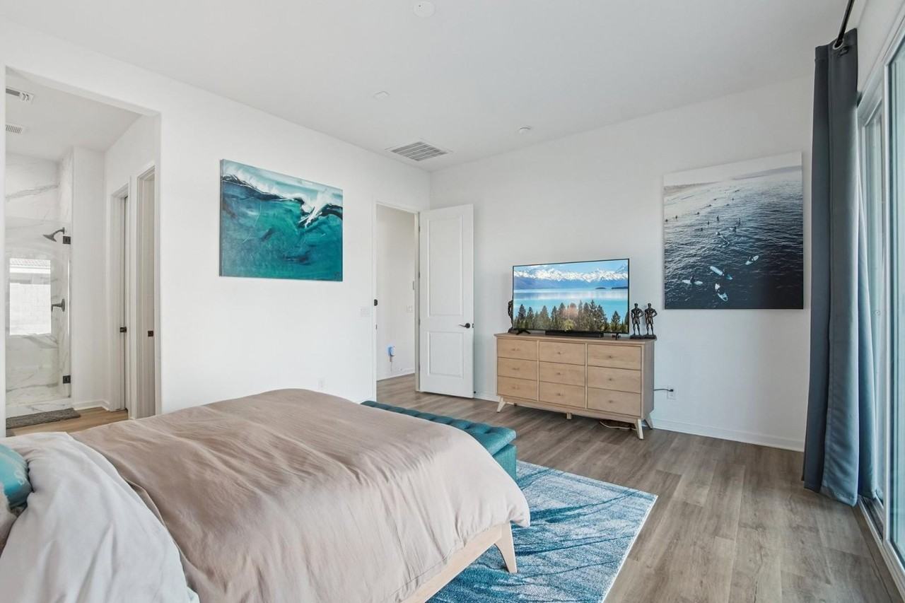 19770 W Montecito Ave - Photo 7 of 16