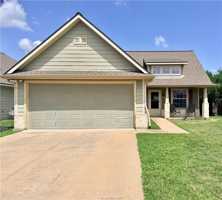 featured image of 1029 Fallbrook Loop