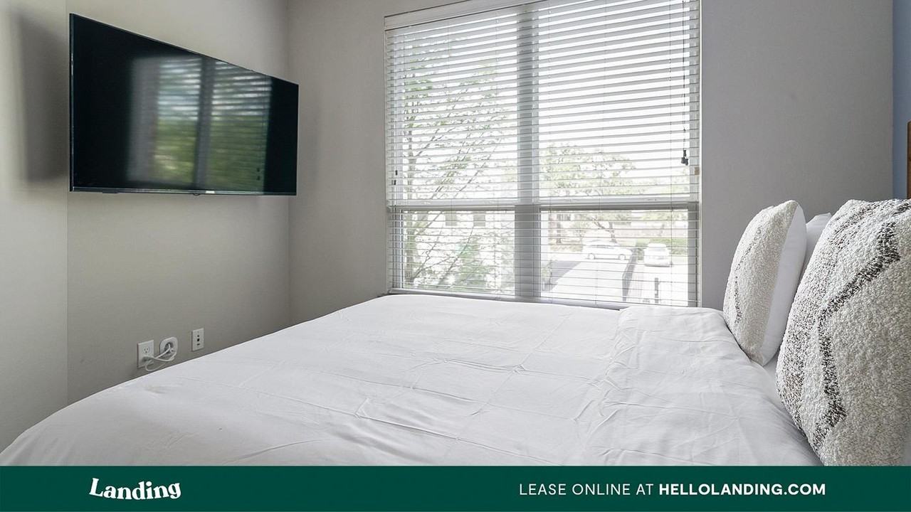 155 Birdsall Street - Photo 4 of 50