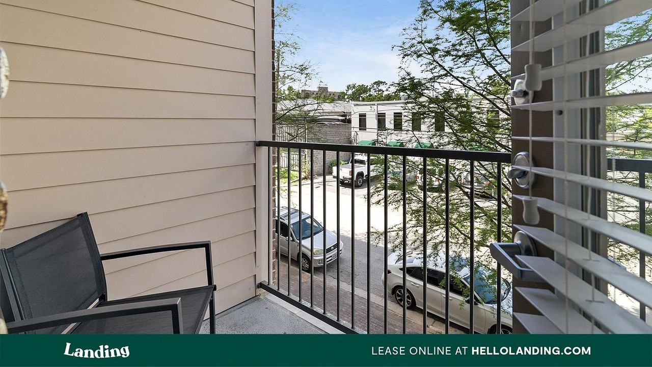 155 Birdsall Street - Photo 7 of 50