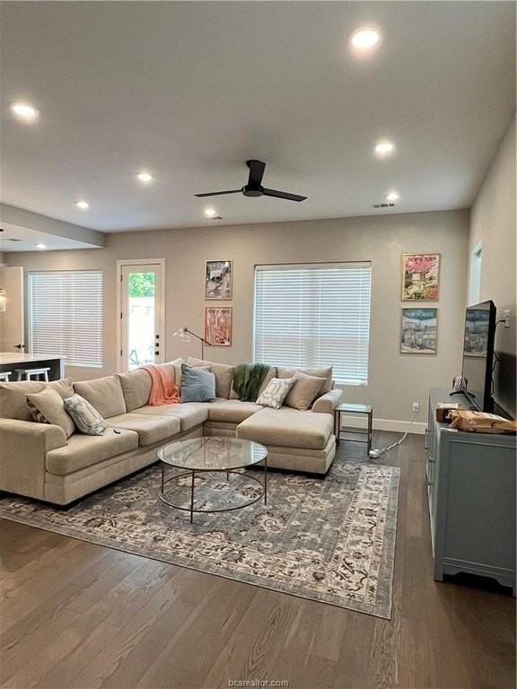 288 Estates Cir - Photo 2 of 9