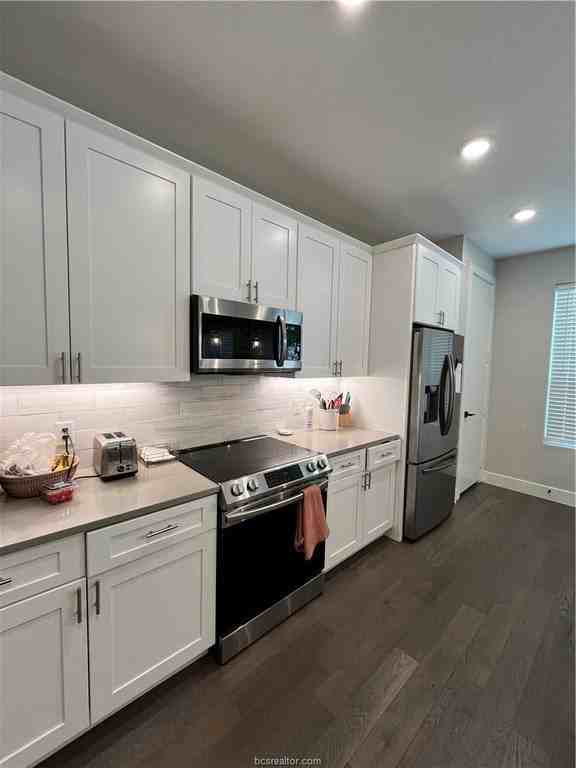 288 Estates Cir - Photo 3 of 9