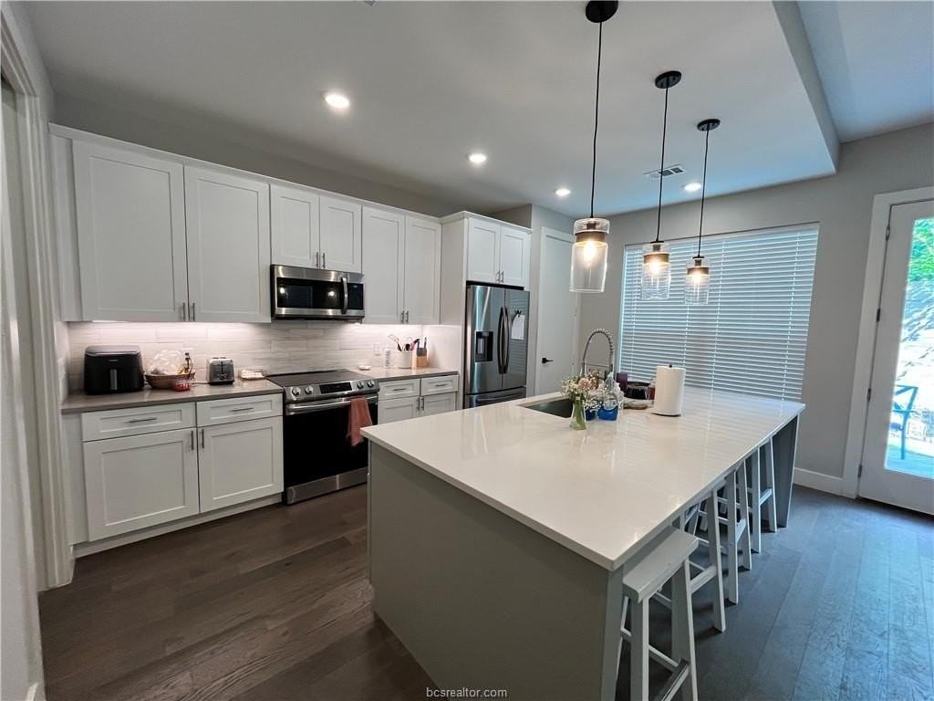 288 Estates Cir - Photo 5 of 9