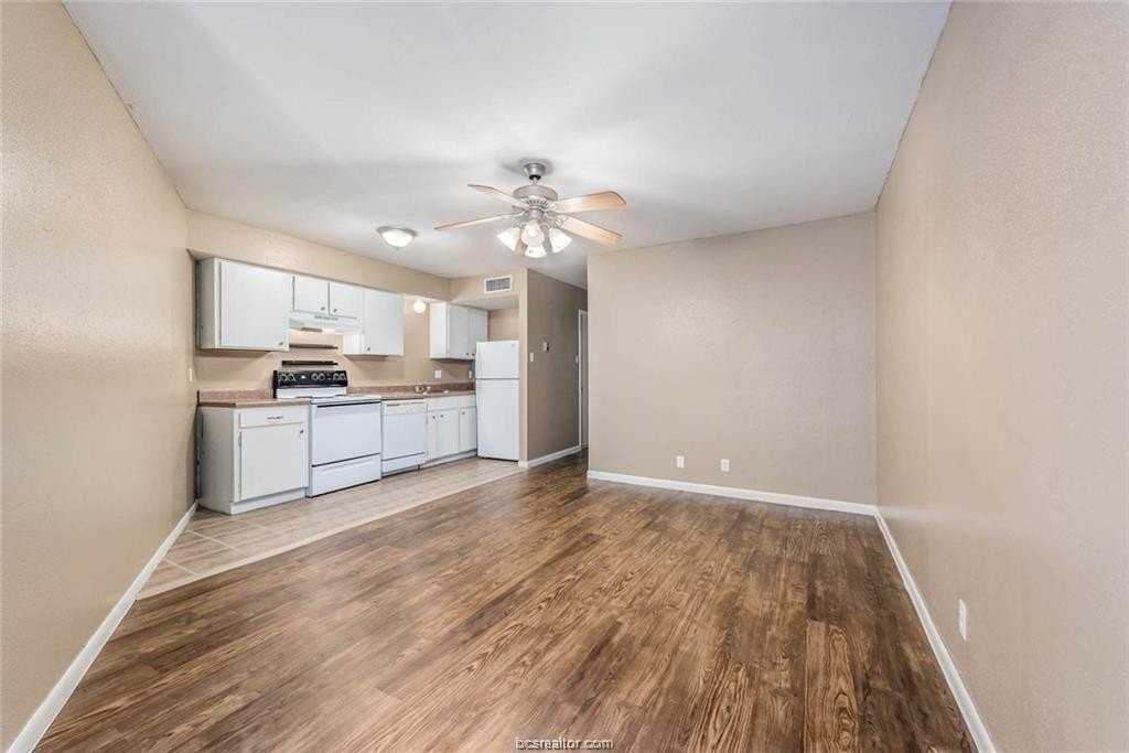 3900 Old College Rd #30 - Photo 3 of 12