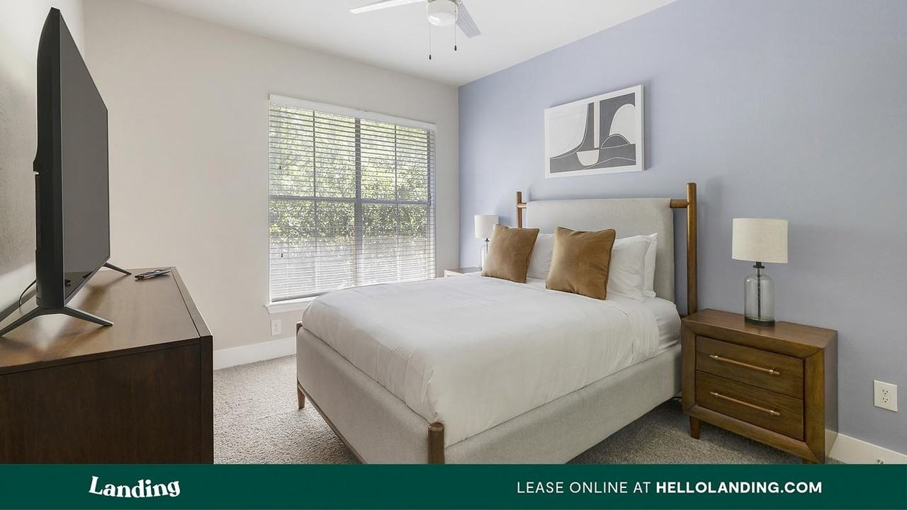 5350 Bryant Irvin Road - Photo 6 of 50