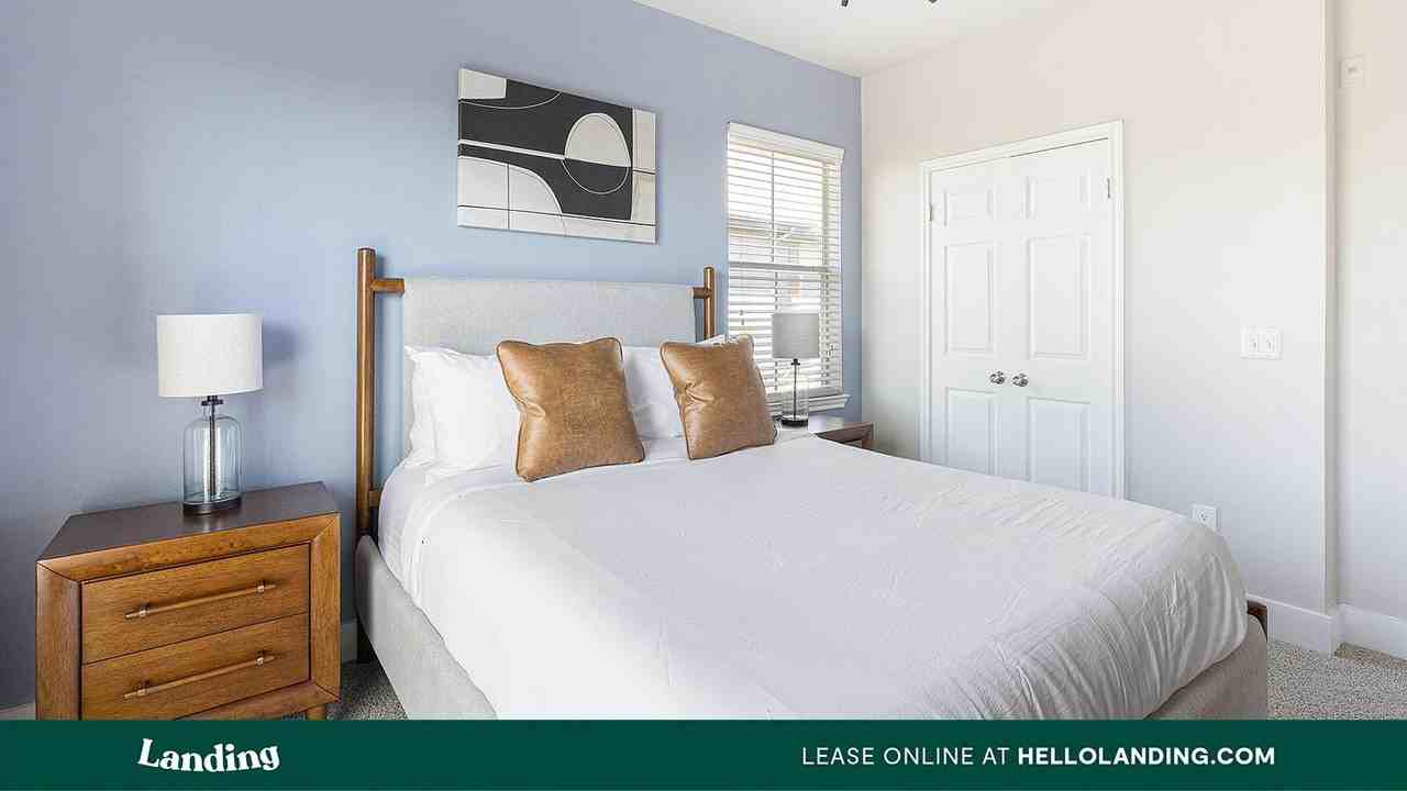 5350 Bryant Irvin Road - Photo 3 of 50