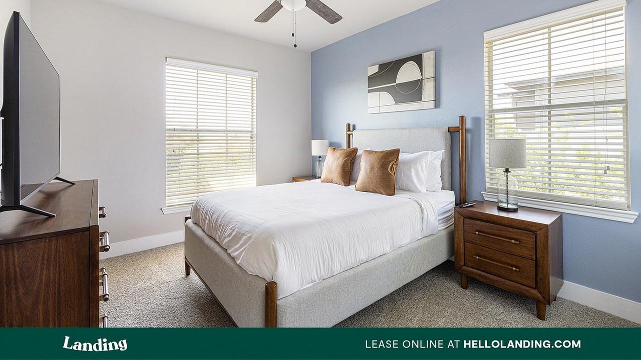 5350 Bryant Irvin Road - Photo 4 of 50
